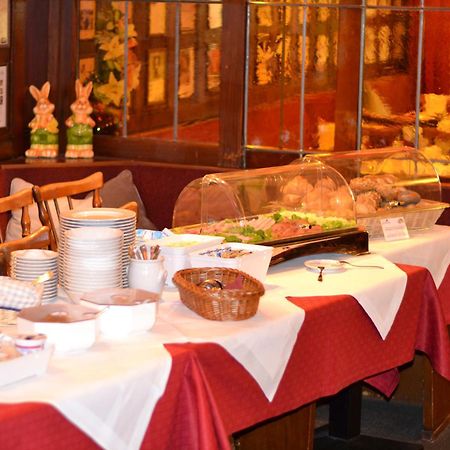 Gasthaus Loewen Freiburg im Breisgau Ngoại thất bức ảnh