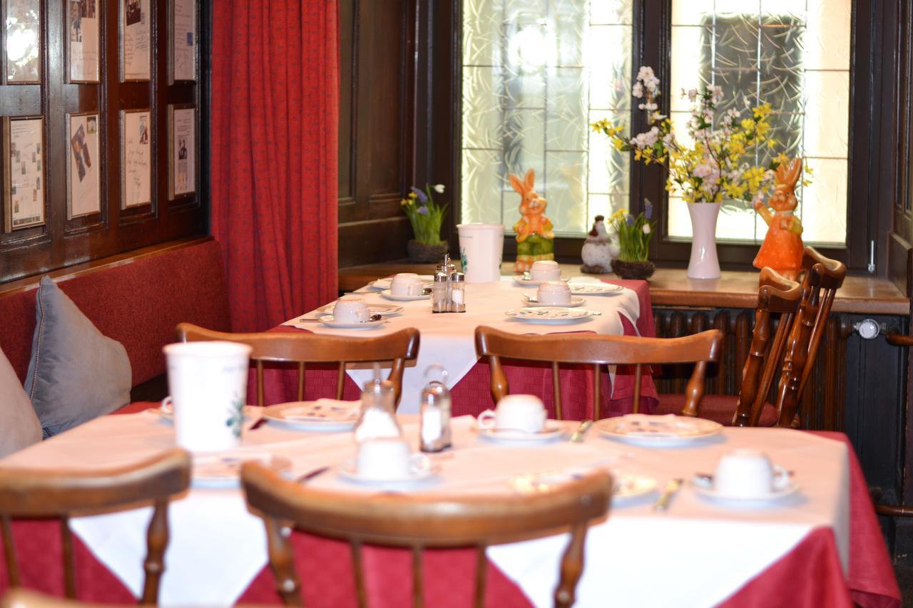 Gasthaus Loewen Freiburg im Breisgau Ngoại thất bức ảnh