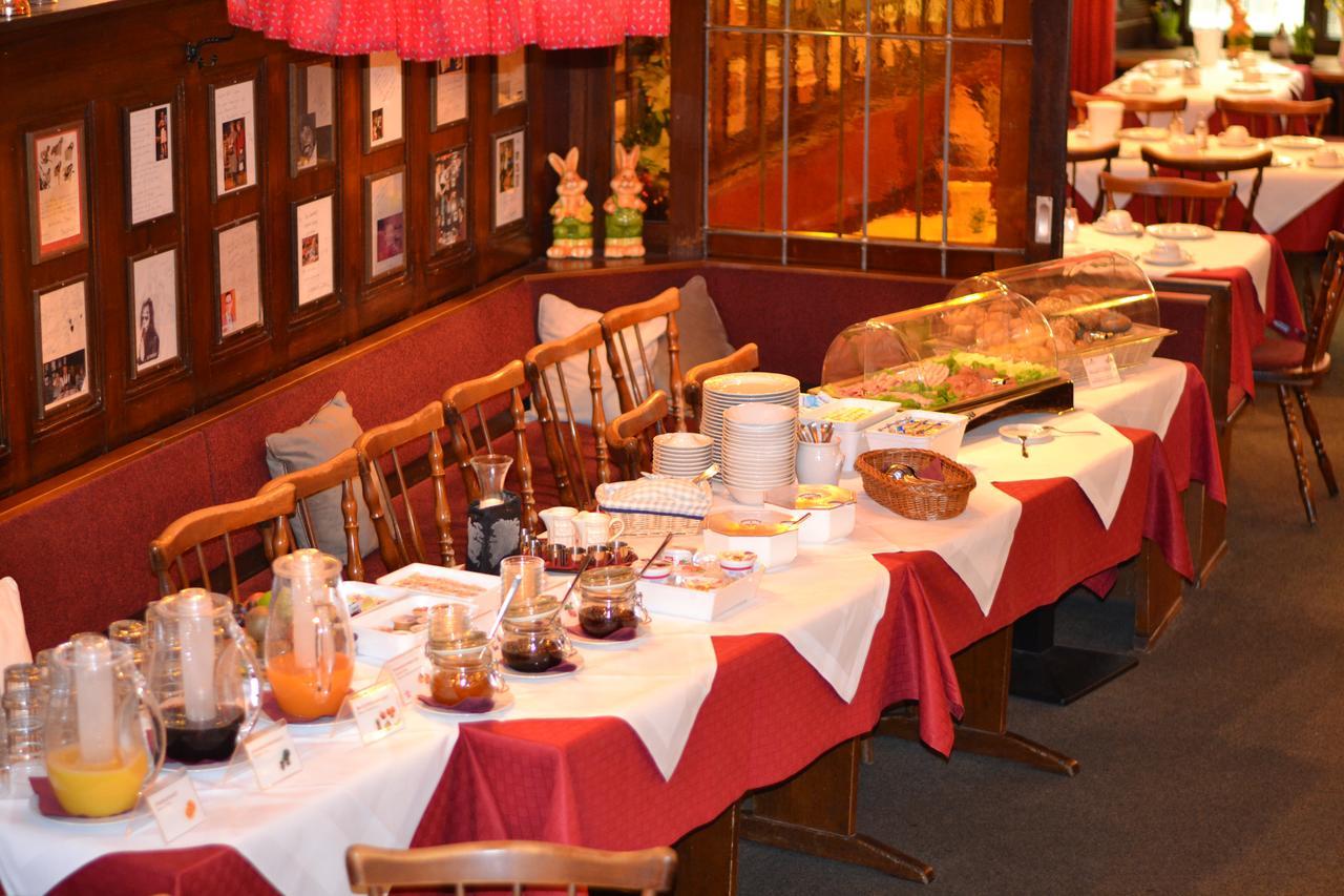 Gasthaus Loewen Freiburg im Breisgau Ngoại thất bức ảnh
